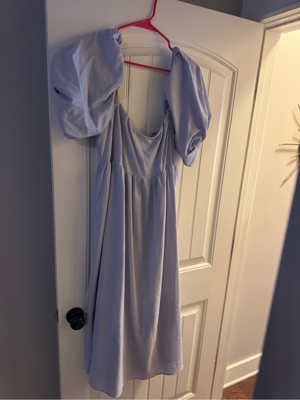 Lavender Puff-Sleeve Maxi Dress with Sweetheart Neckline